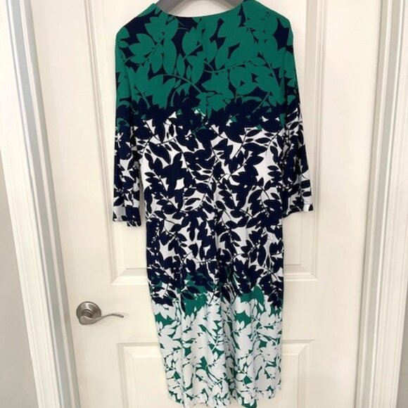 3/4 Sleeve Wrap Dress - Picture 3 of 6